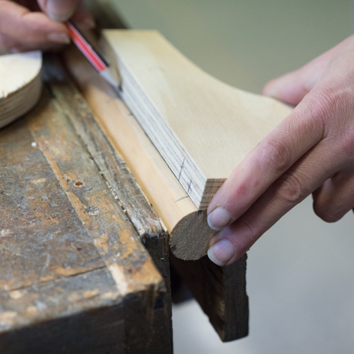 Attaching the leg stand to the dowel