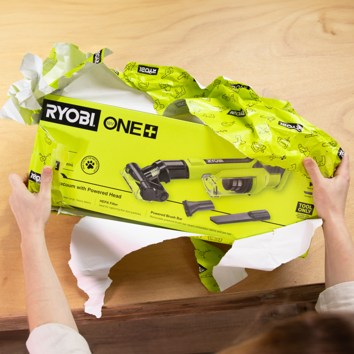 Unwrapping a RYOBI Hand Vac